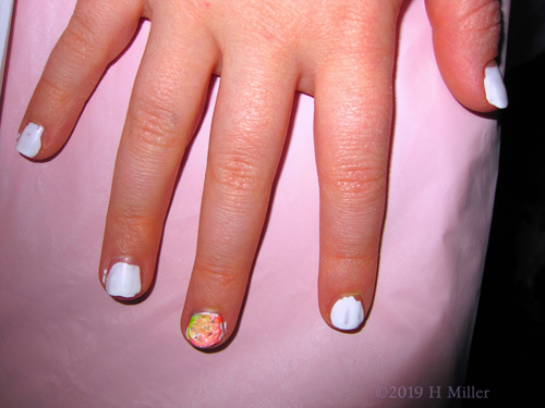 What Lovely Marbled Nail Art For This Guest's Girls Manicure!