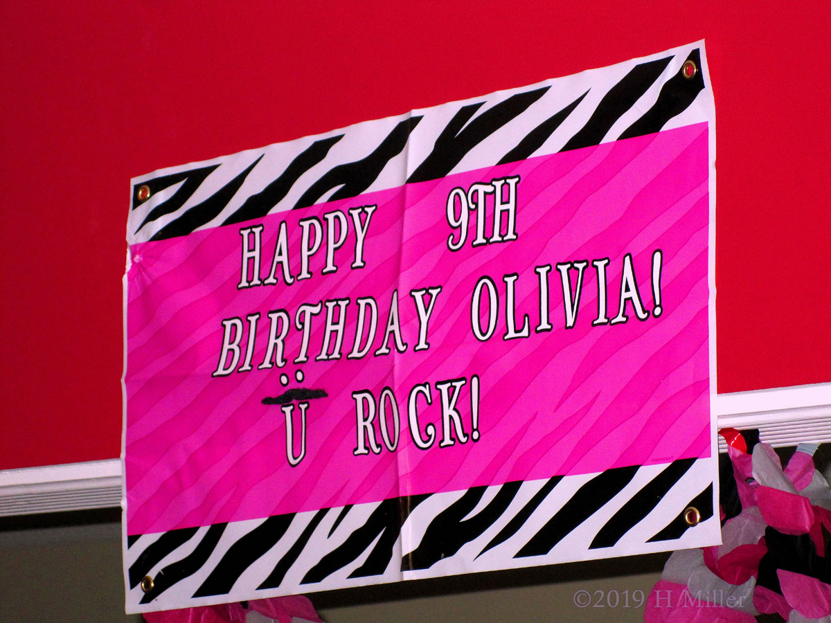 Pretty Spa Birthday Banner For Olivia! 