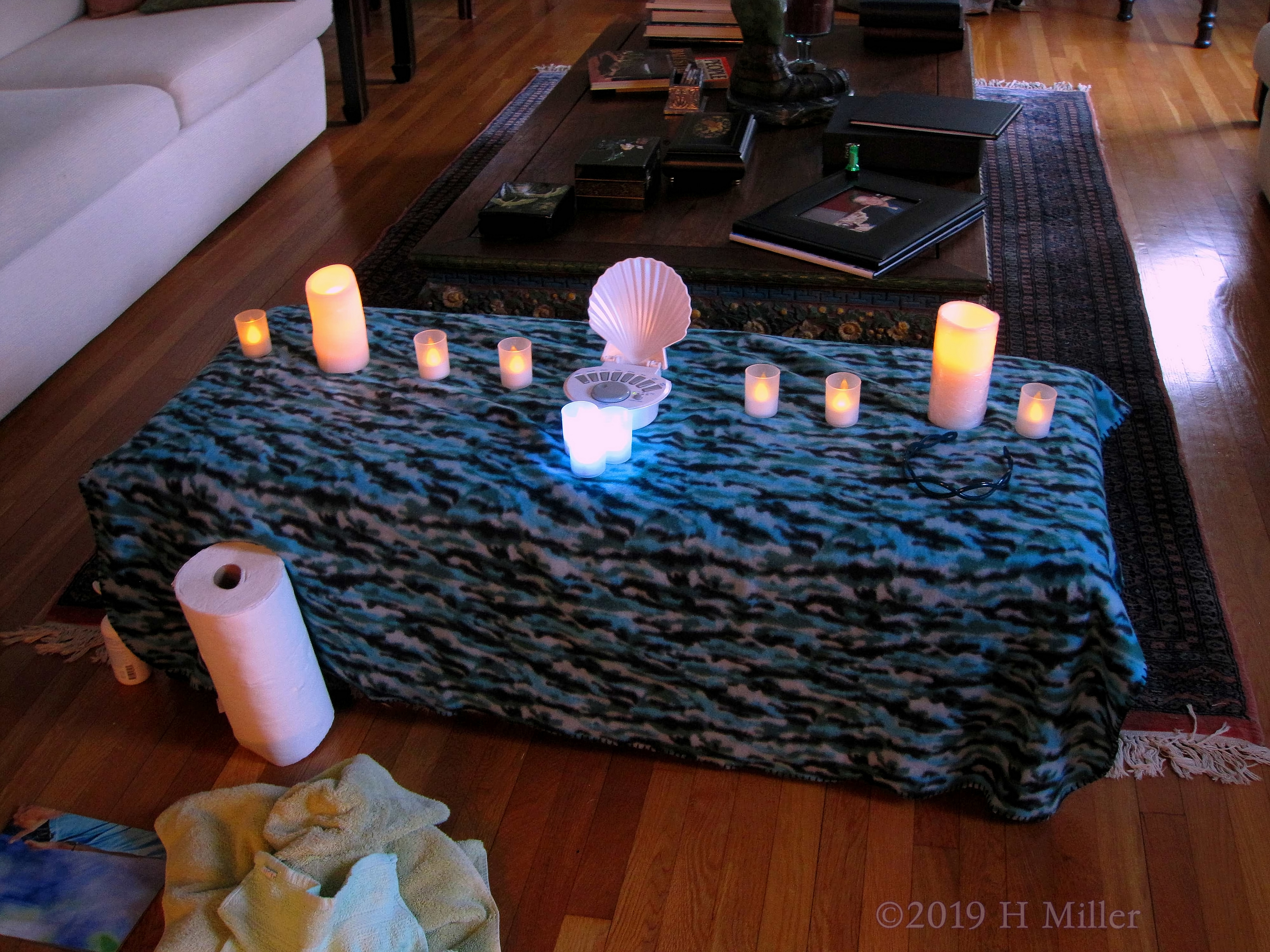 Cute Setup With Lovely Candles For The Girls Spa Party 