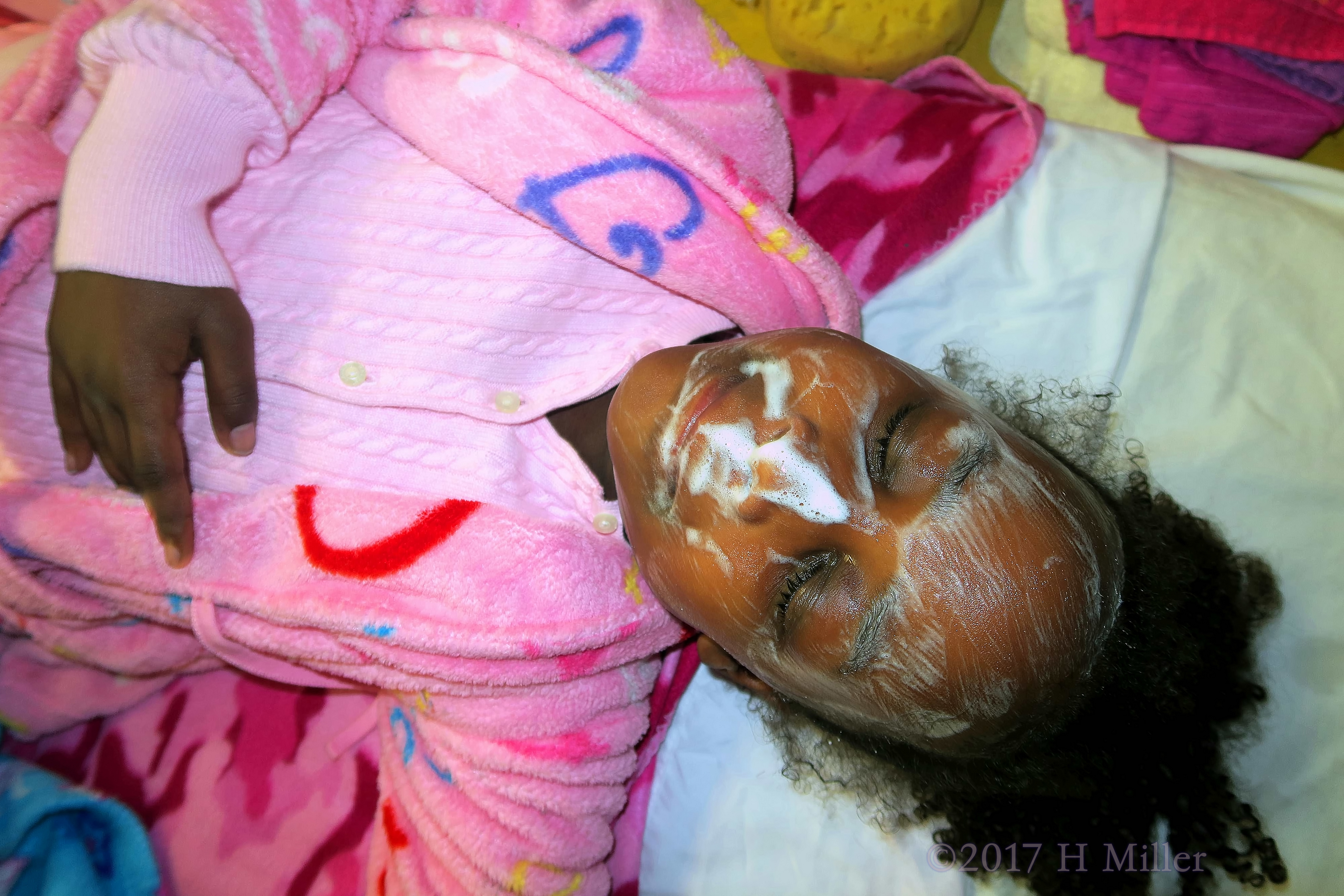 Everyone Loves A Good Facial Masque 4 Everyone Loves A Good Facial Masque 4