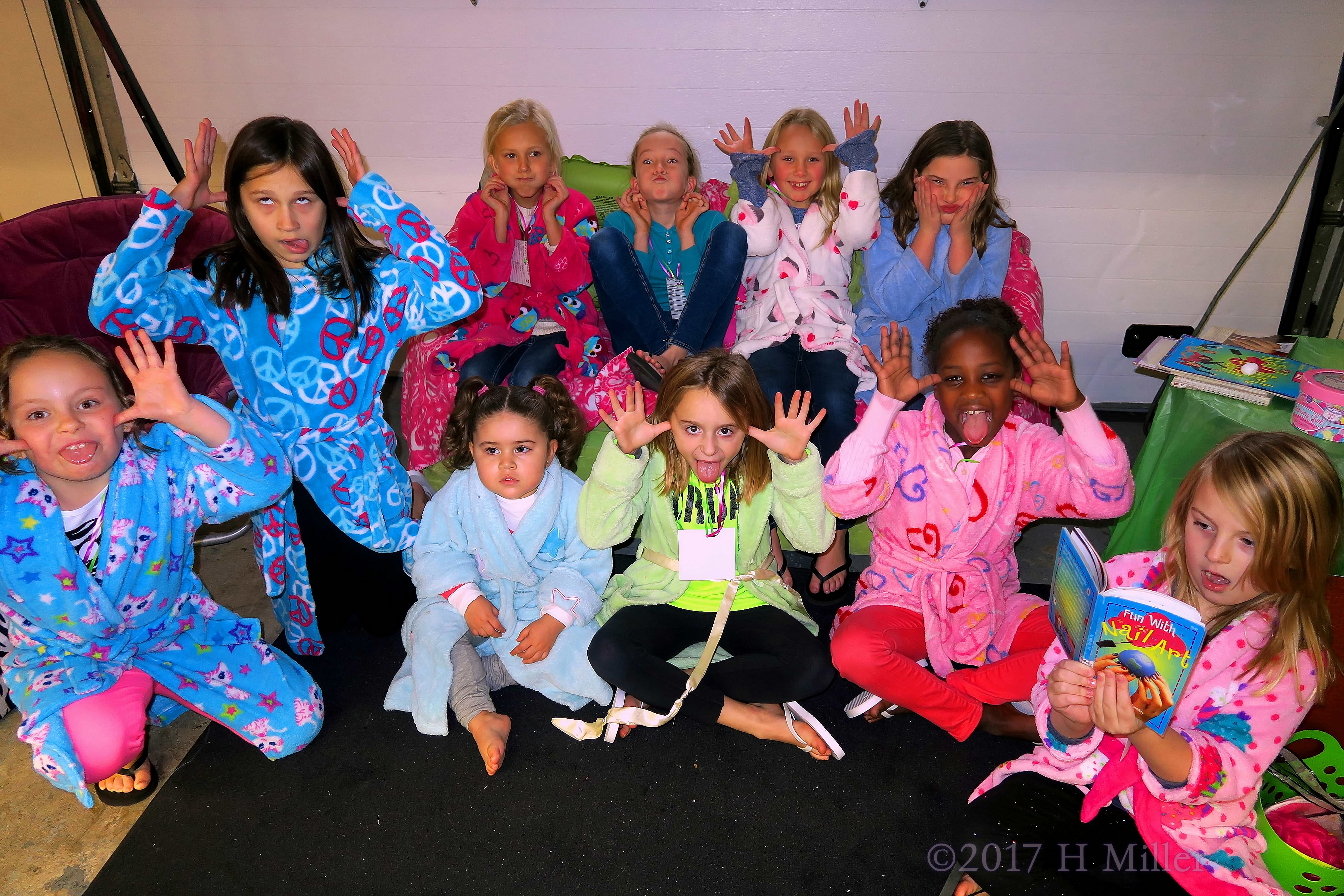 Fun Faces For The Kids Spa Silly Faces Group Photo!!! Fun Faces For The Kids Spa Silly Faces Group Photo!!!