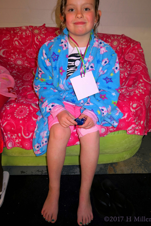 Blue Kids Pedicure To Match Her Blue Spa Robe! Blue Kids Pedicure To Match Her Blue Spa Robe!