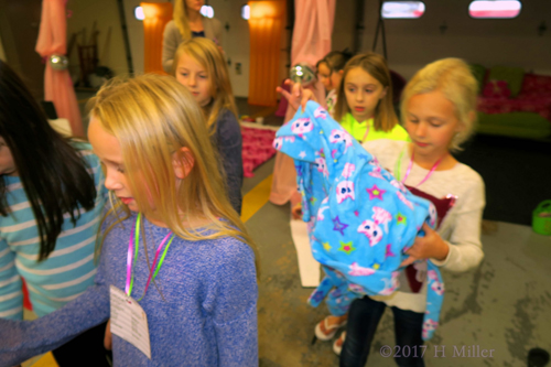 Getting Their Favorite Spa Robes. Getting Their Favorite Spa Robes.