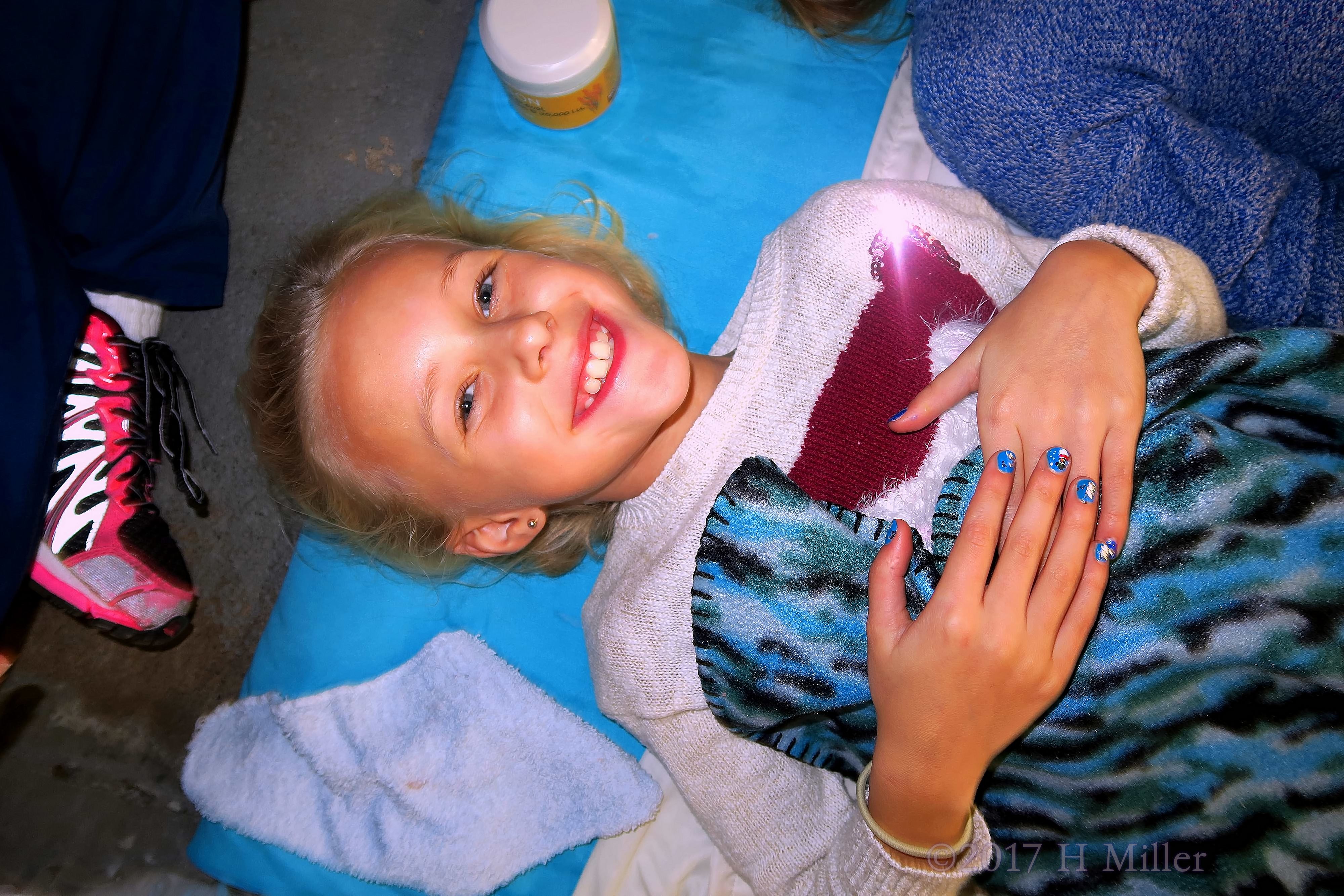 After Kids Facial Glow! After Kids Facial Glow!