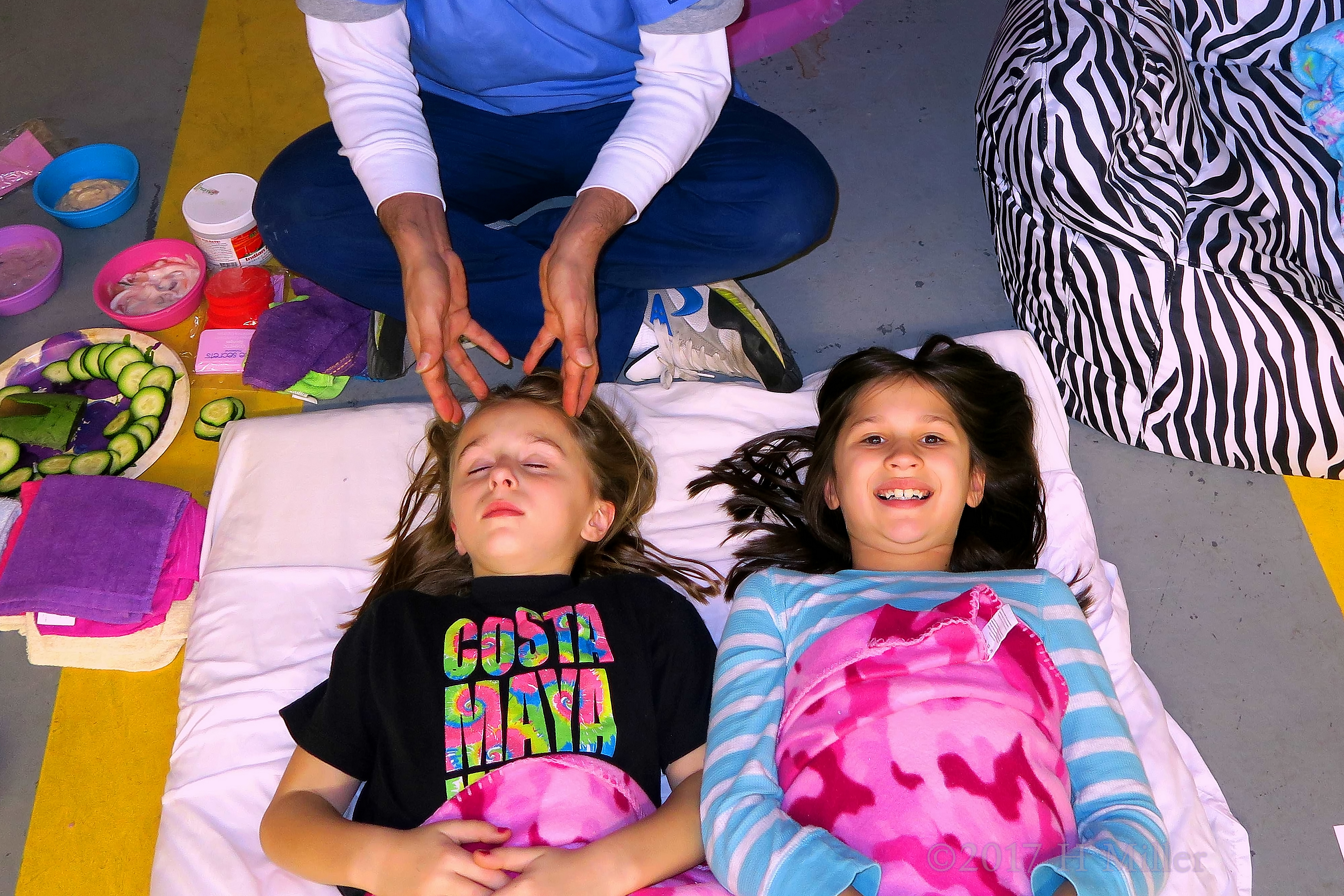 Spa Party For Girls Featuring Head Massage And Girls Facials Makes The Perfect Day! Spa Party For Girls Featuring Head Massage And Girls Facials Makes The Perfect Day!