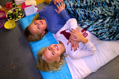 Chilling With Friends Before Kids Facials Get Started! Chilling With Friends Before Kids Facials Get Started!