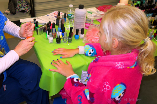 How Cool Is It Getting Beautiful Kids Nail Art Designs! How Cool Is It Getting Beautiful Kids Nail Art Designs!