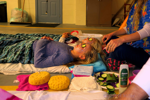 These Girls Getting Their Kids Facials Are Ready To Relax! These Girls Getting Their Kids Facials Are Ready To Relax!