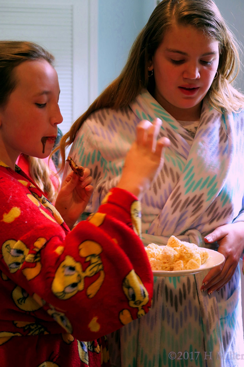 Delicious Melted Chocolate Covered Cookie, And She Chooses A Pineapple To Dip Next! Delicious Melted Chocolate Covered Cookie, And She Chooses A Pineapple To Dip Next!