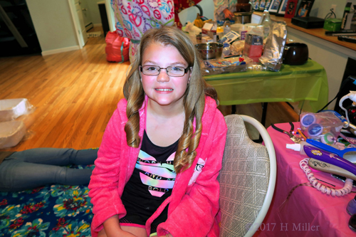 Blonde Curls Look Perfect! Awesome Kids Hairstyle For The Birthday Girl's Sister.