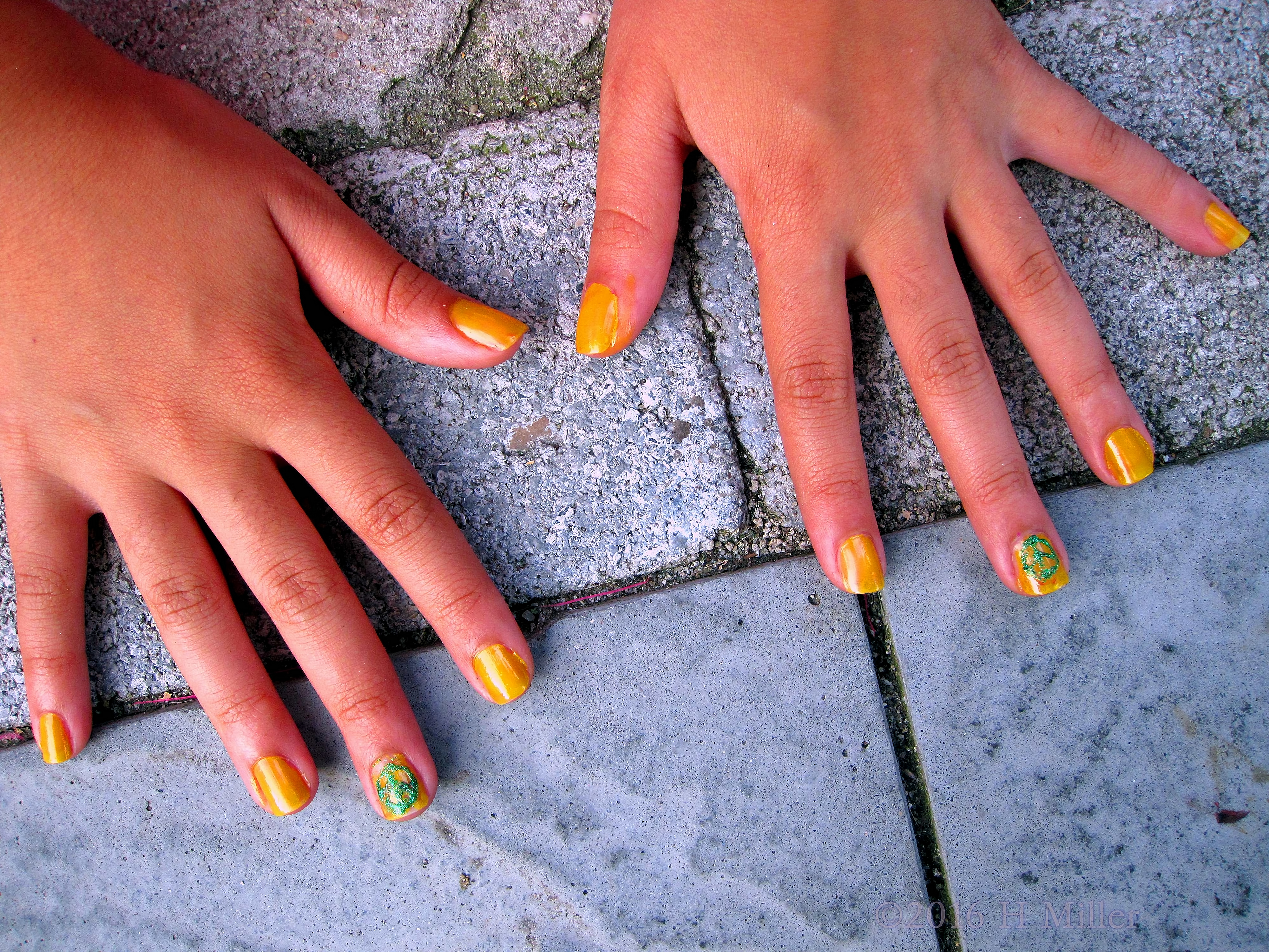Awesome Yellow And Peace Kids Spa Party Mani 
