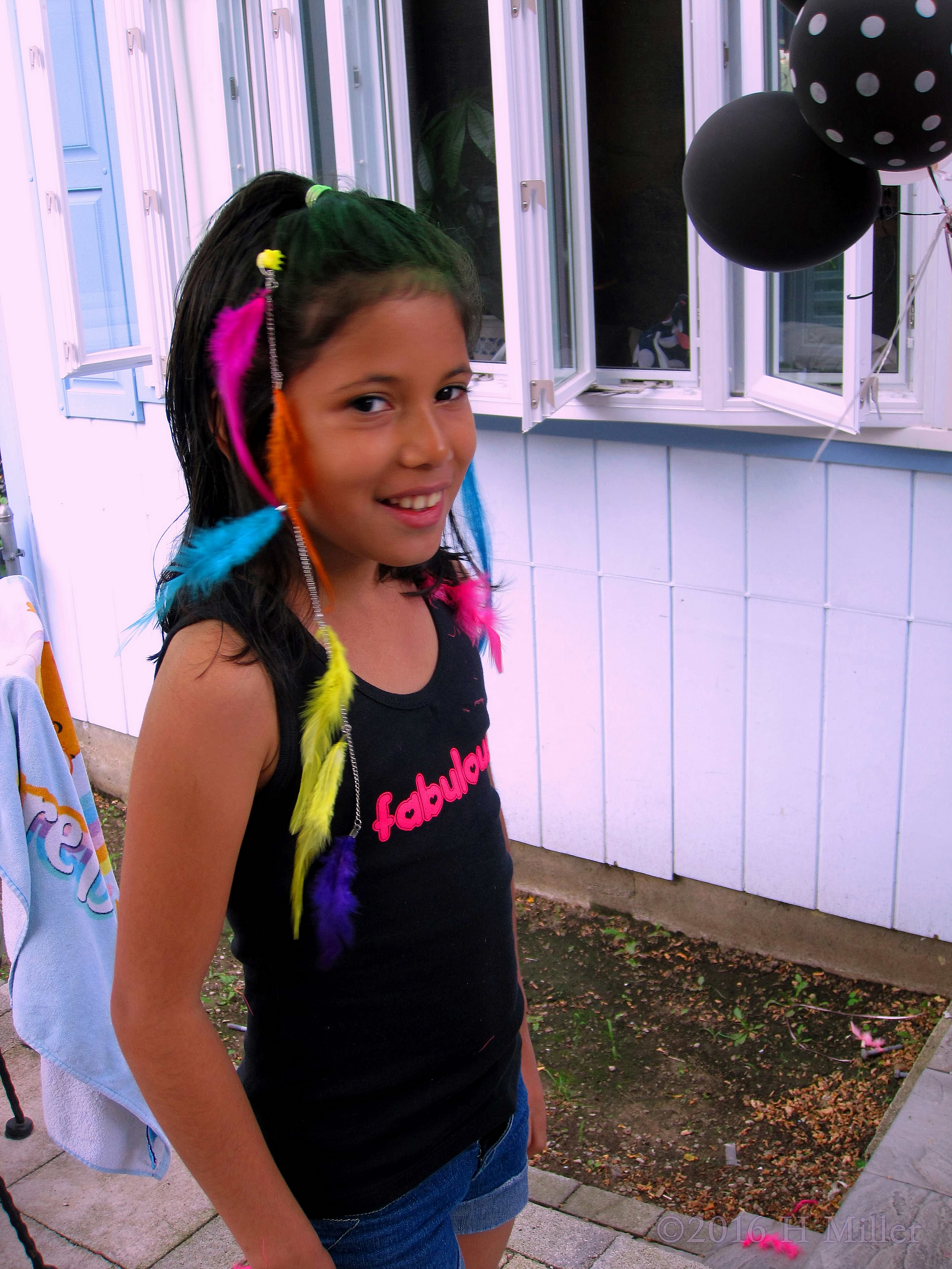 Cute Hair Feathers And Dye At The Spa Party For Girls Cute Hair Feathers And Dye At The Spa Party For Girls