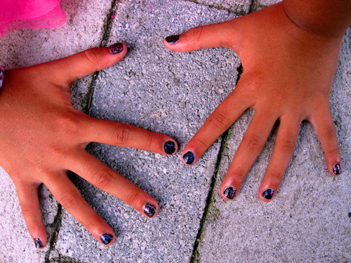 Galaxy Mani At The Girls Home Spa