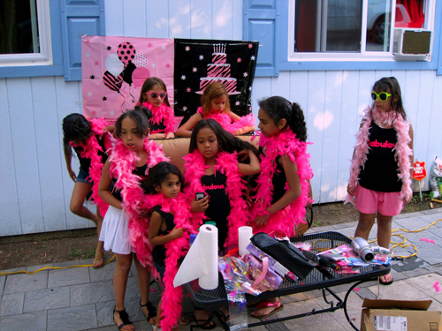 Getting Ready For The Group Photo At The Girls Spa Part Getting Ready For The Group Photo At The Girls Spa Part