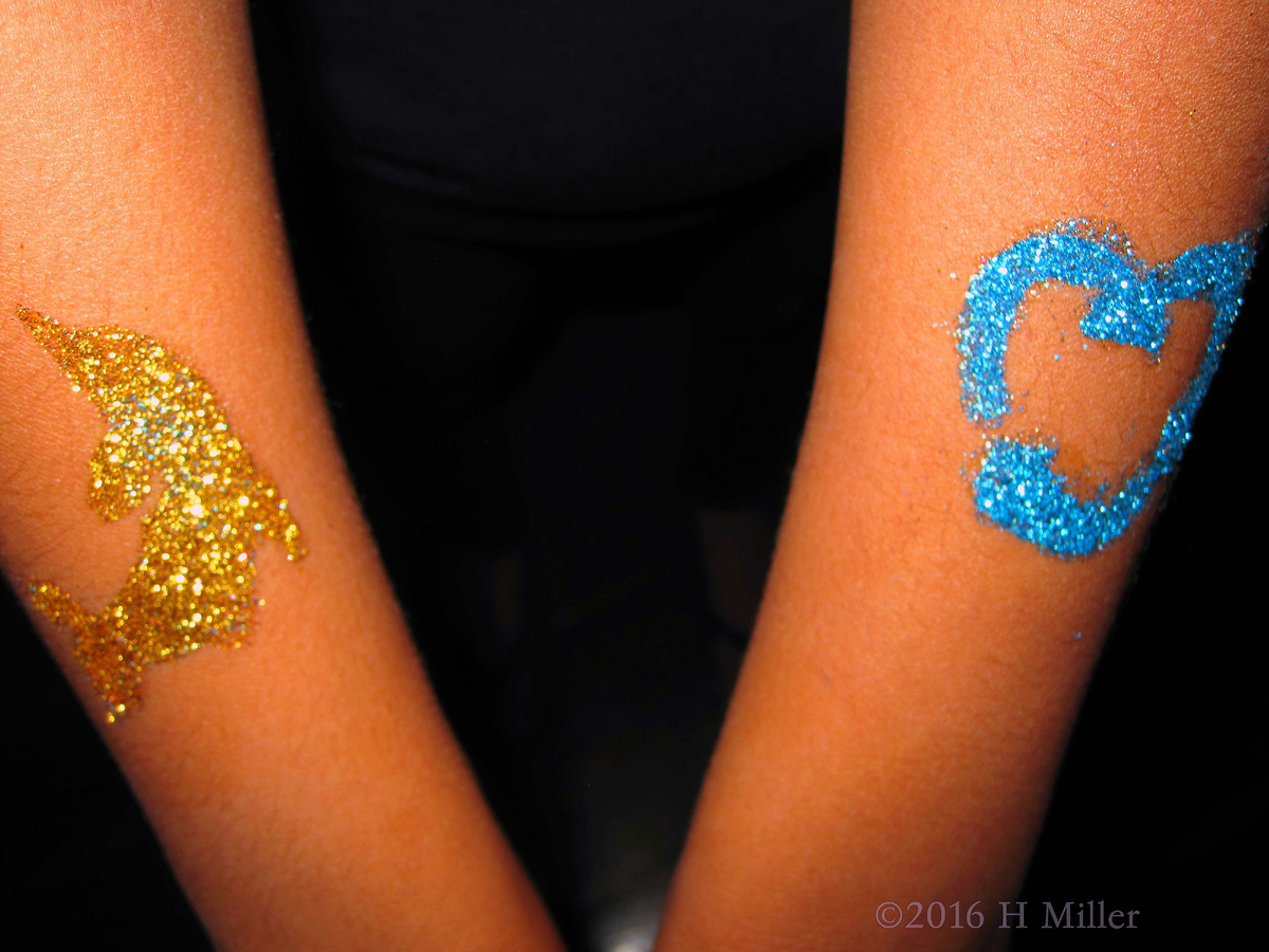 Cute Dolphin And Heart Glitter Tattoos 