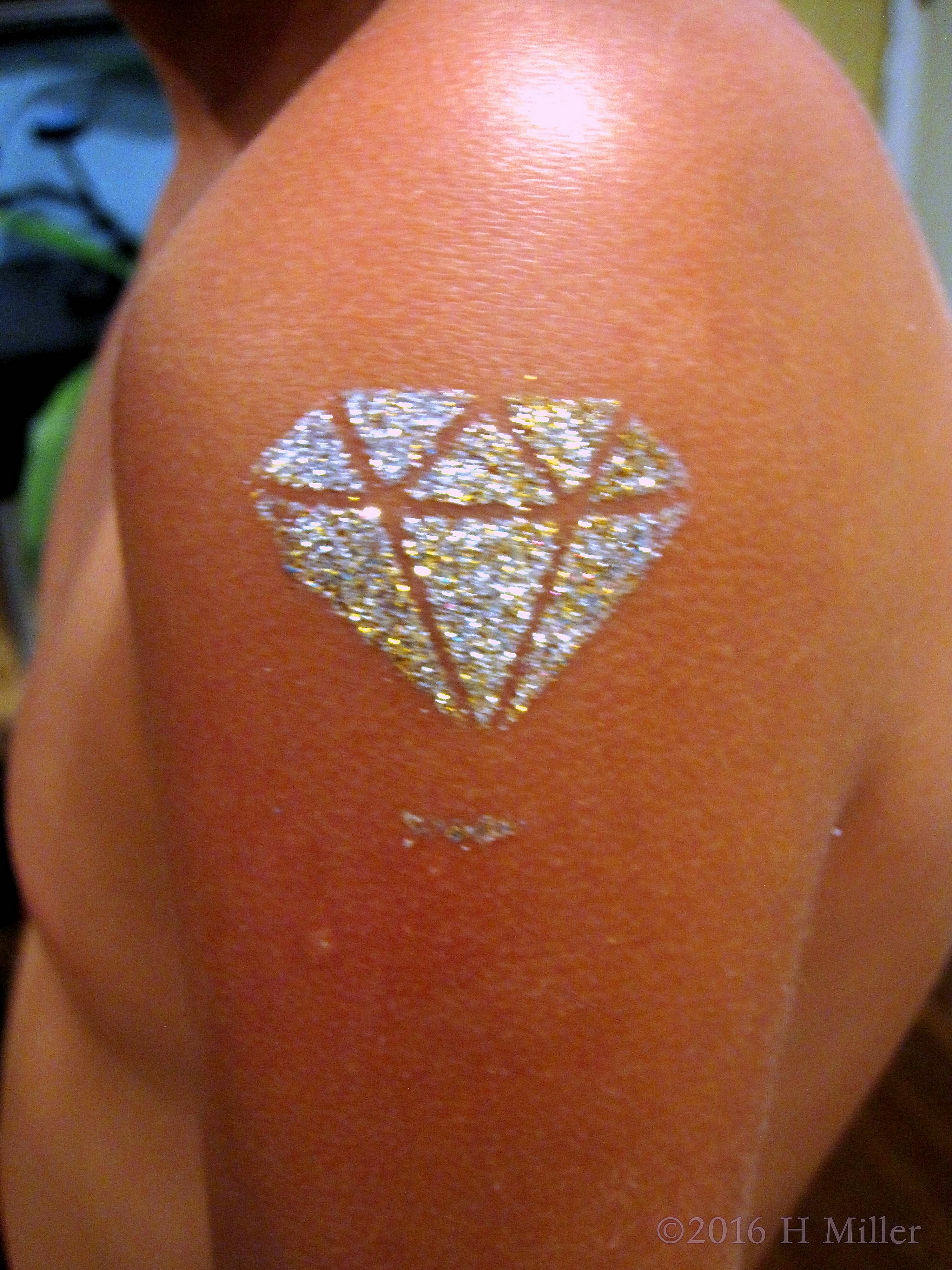 Cool Body Glitter Temporary Tattoo Cool Body Glitter Temporary Tattoo