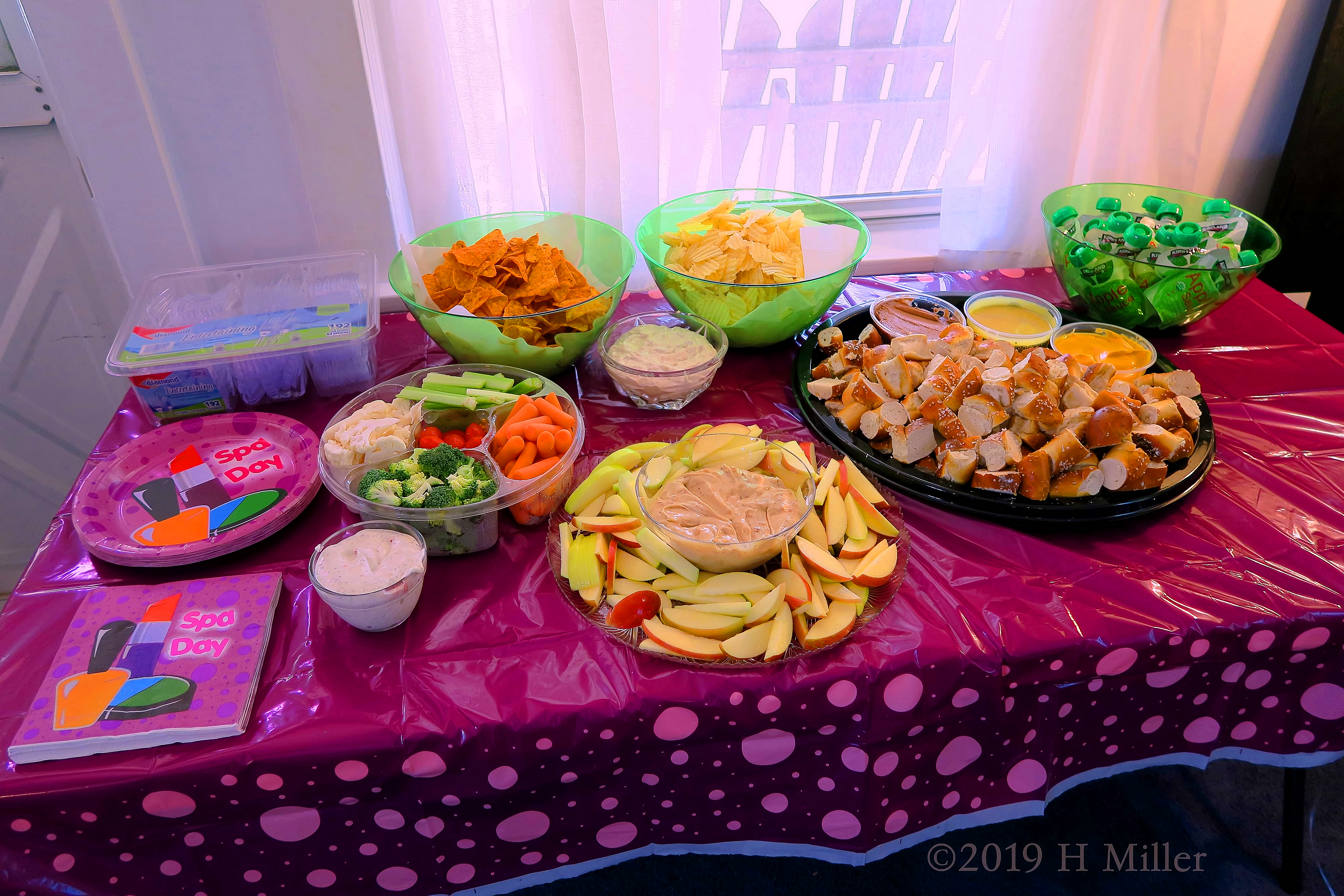 Spa Party For Girls For Peyton In 2019 Spa Party For Girls For Peyton In 2019