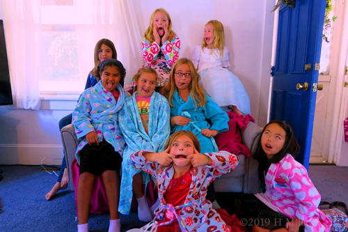 Spa Party For Girls For Peyton In 2019 Spa Party For Girls For Peyton In 2019