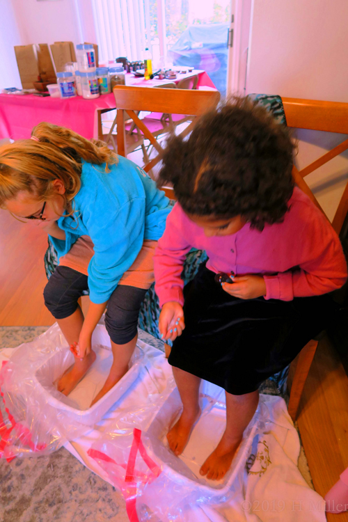 Spa Party For Girls For Peyton In 2019 Spa Party For Girls For Peyton In 2019