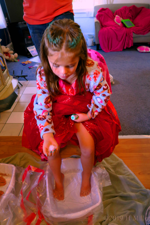 Spa Party For Girls For Peyton In 2019 Spa Party For Girls For Peyton In 2019