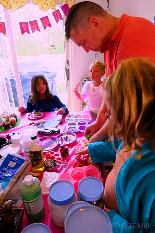 Spa Party For Girls For Peyton In 2019 Spa Party For Girls For Peyton In 2019