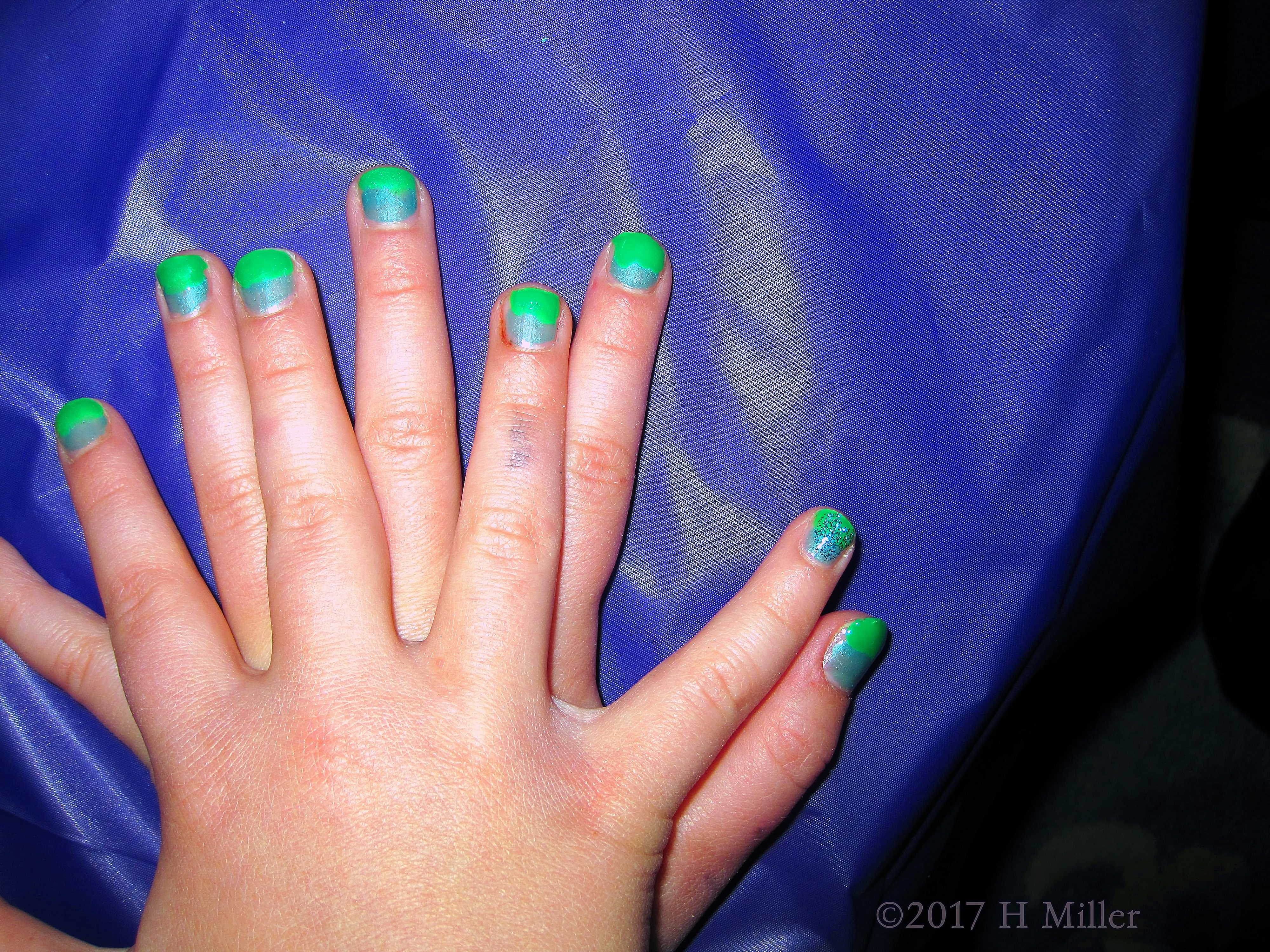 Nails On Nails Kids Ombre Manicure! Nails On Nails Kids Ombre Manicure!