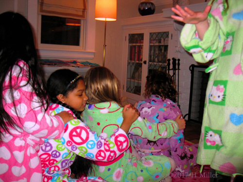 Waiting For Their Kids Mani And Giving Each Other Kids Massages. Waiting For Their Kids Mani And Giving Each Other Kids Massages.