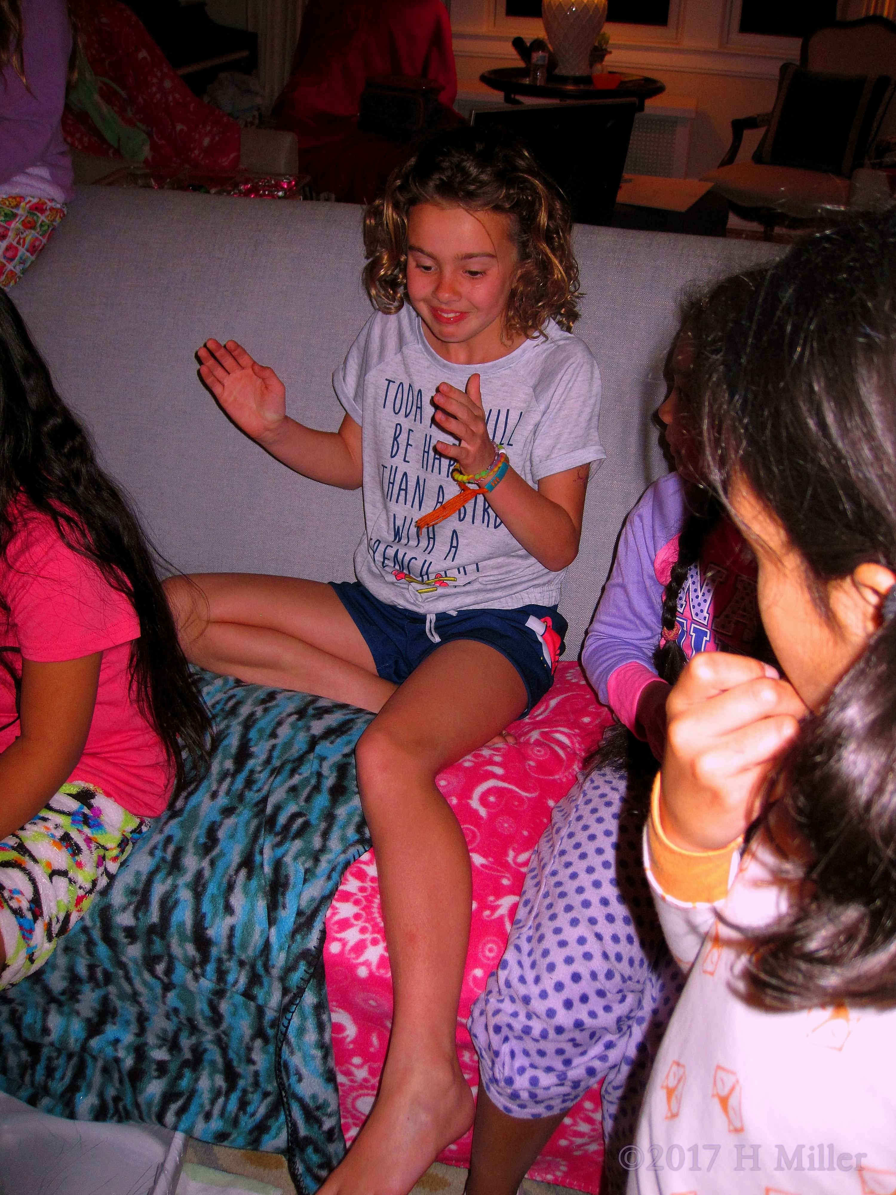 Girls Having Fun At The Kids Spa! Girls Having Fun At The Kids Spa!