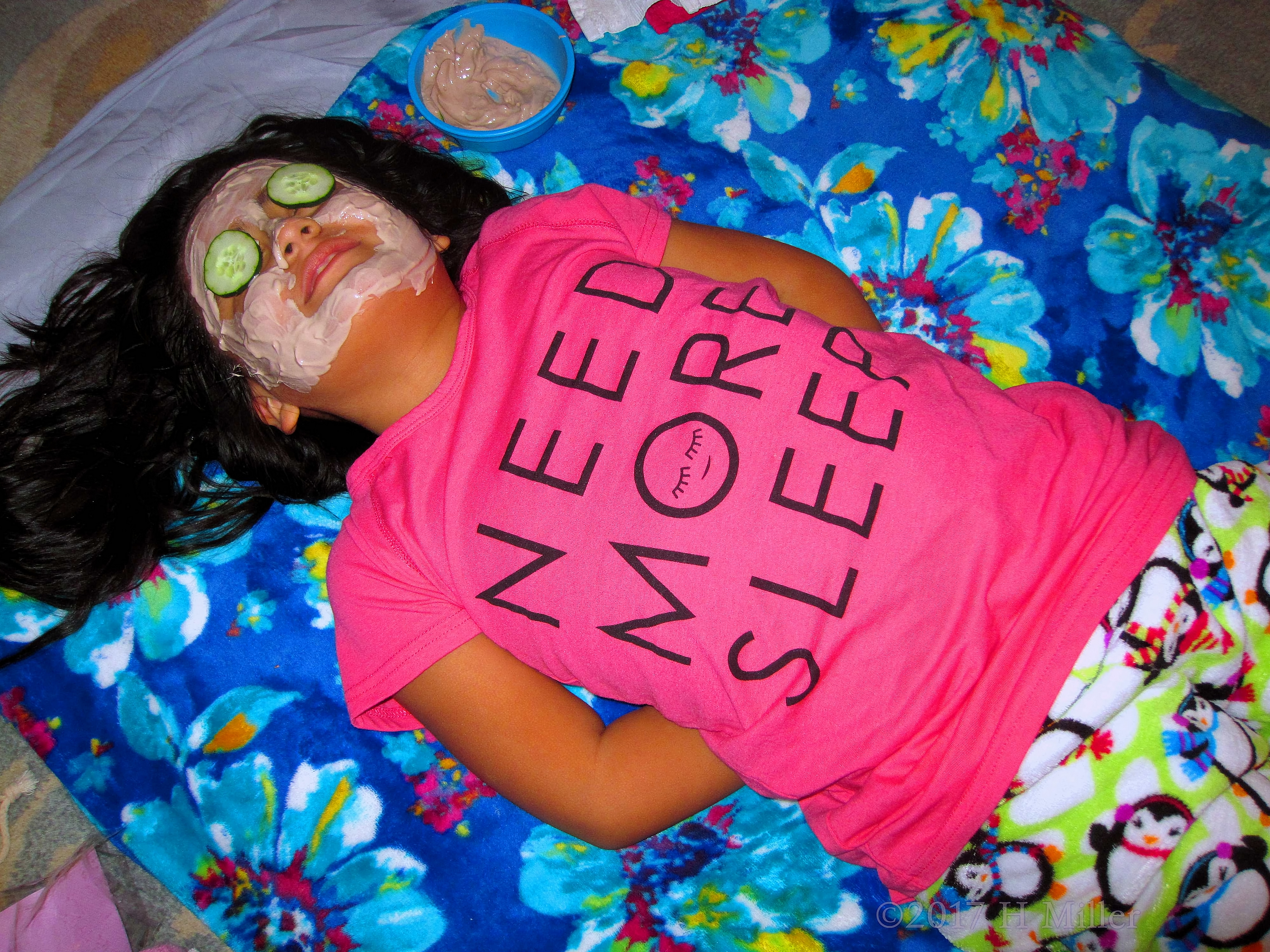 Lying Back And Relaxing During Facials For Girls. Lying Back And Relaxing During Facials For Girls.