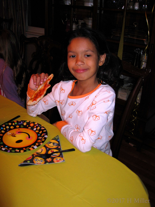 Smiley Faces Make The Pizza Tastier Smiley Faces Make The Pizza Tastier