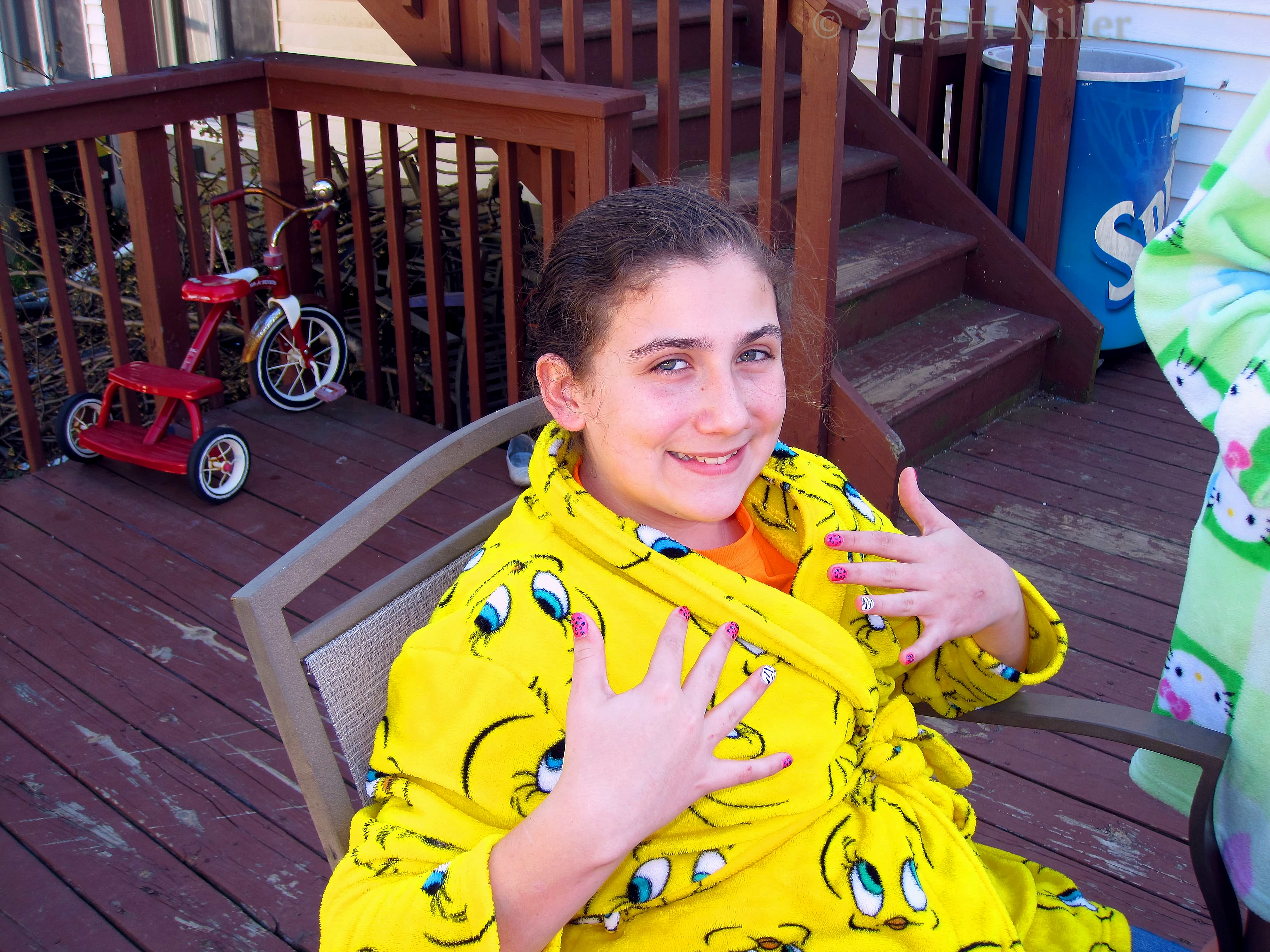 Kids Mini Mani Zebra Stripes And Leopard Spots. Kids Mini Mani Zebra Stripes And Leopard Spots.