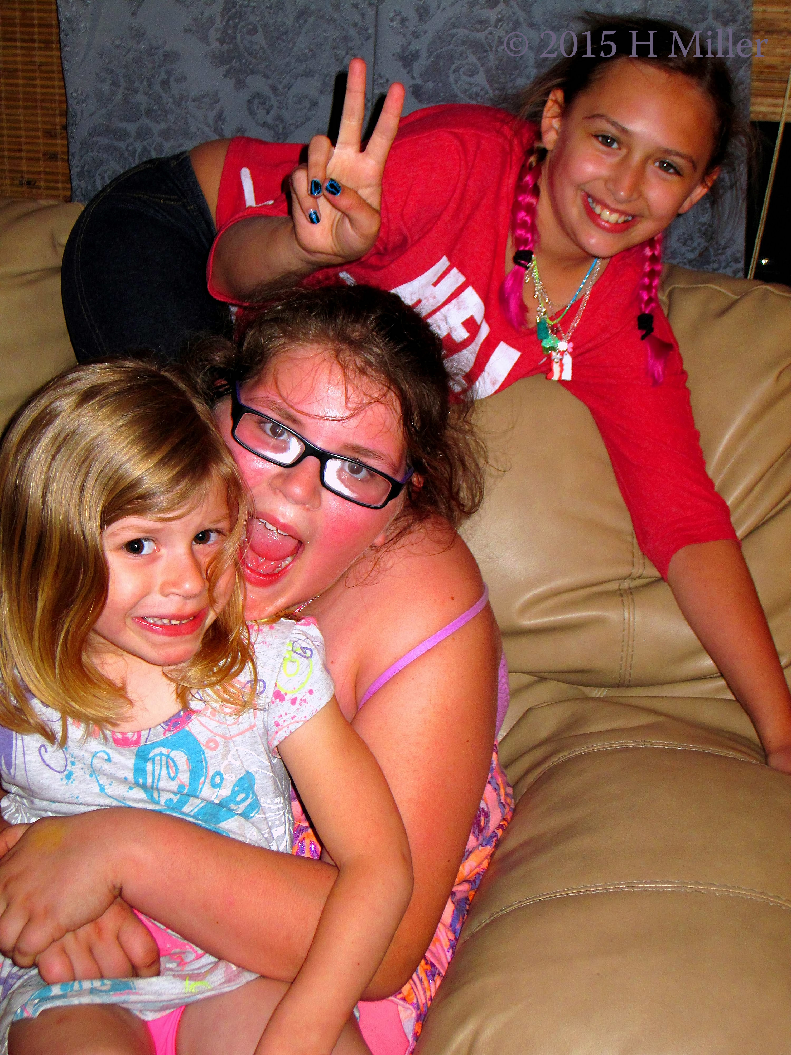 Oh No! More Photobombing! Oh No! More Photobombing!