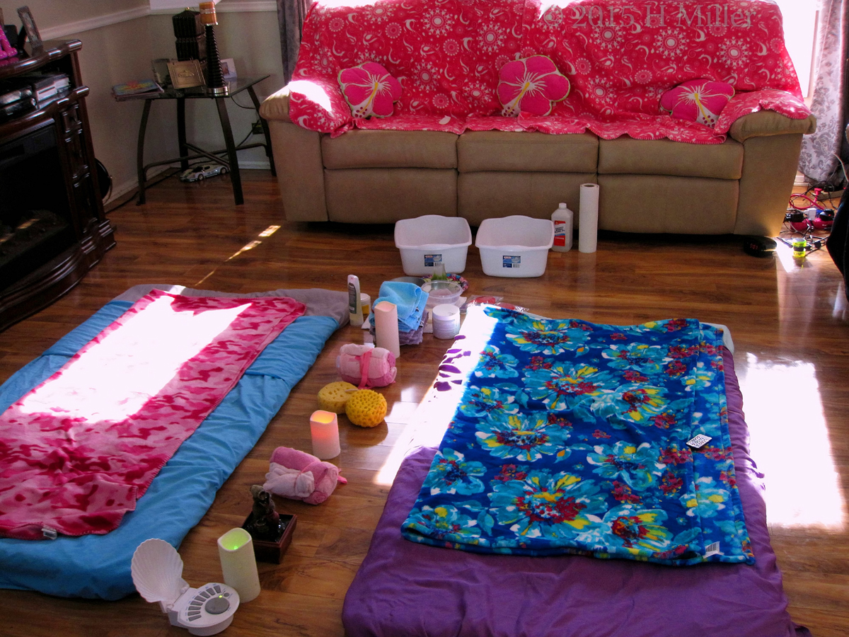 Kids Spa Set Up And Nearly Ready To Begin.