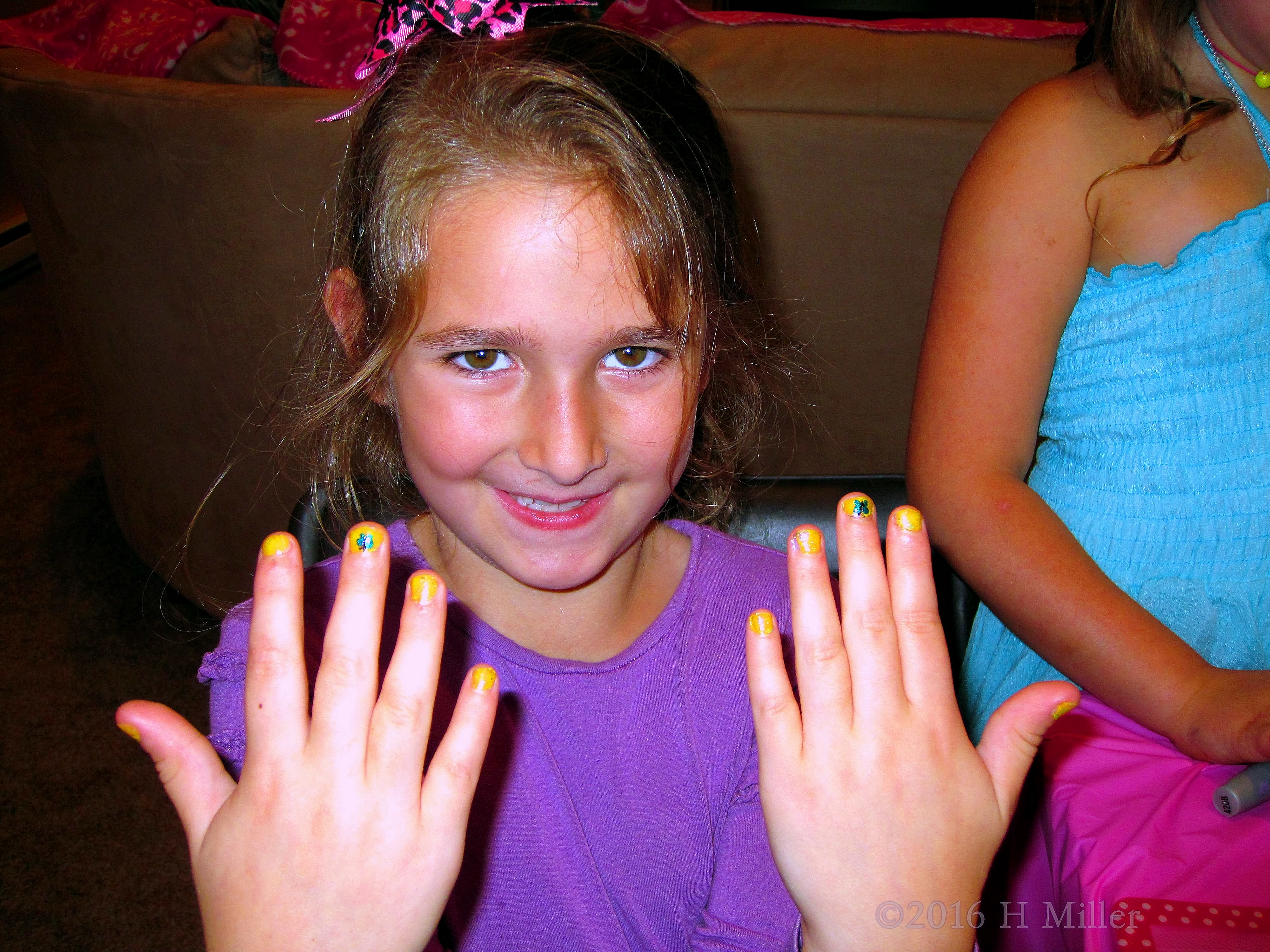 Happy With Her Kids Mani Complete With Flower Nail Design Happy With Her Kids Mani Complete With Flower Nail Design