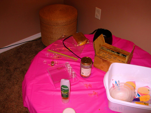 Crafts For Kids Station At The Spa Party For Girls Crafts For Kids Station At The Spa Party For Girls