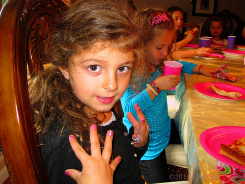 Guest Happily Shows Off Her Pretty Pink Kids Mani Guest Happily Shows Off Her Pretty Pink Kids Mani