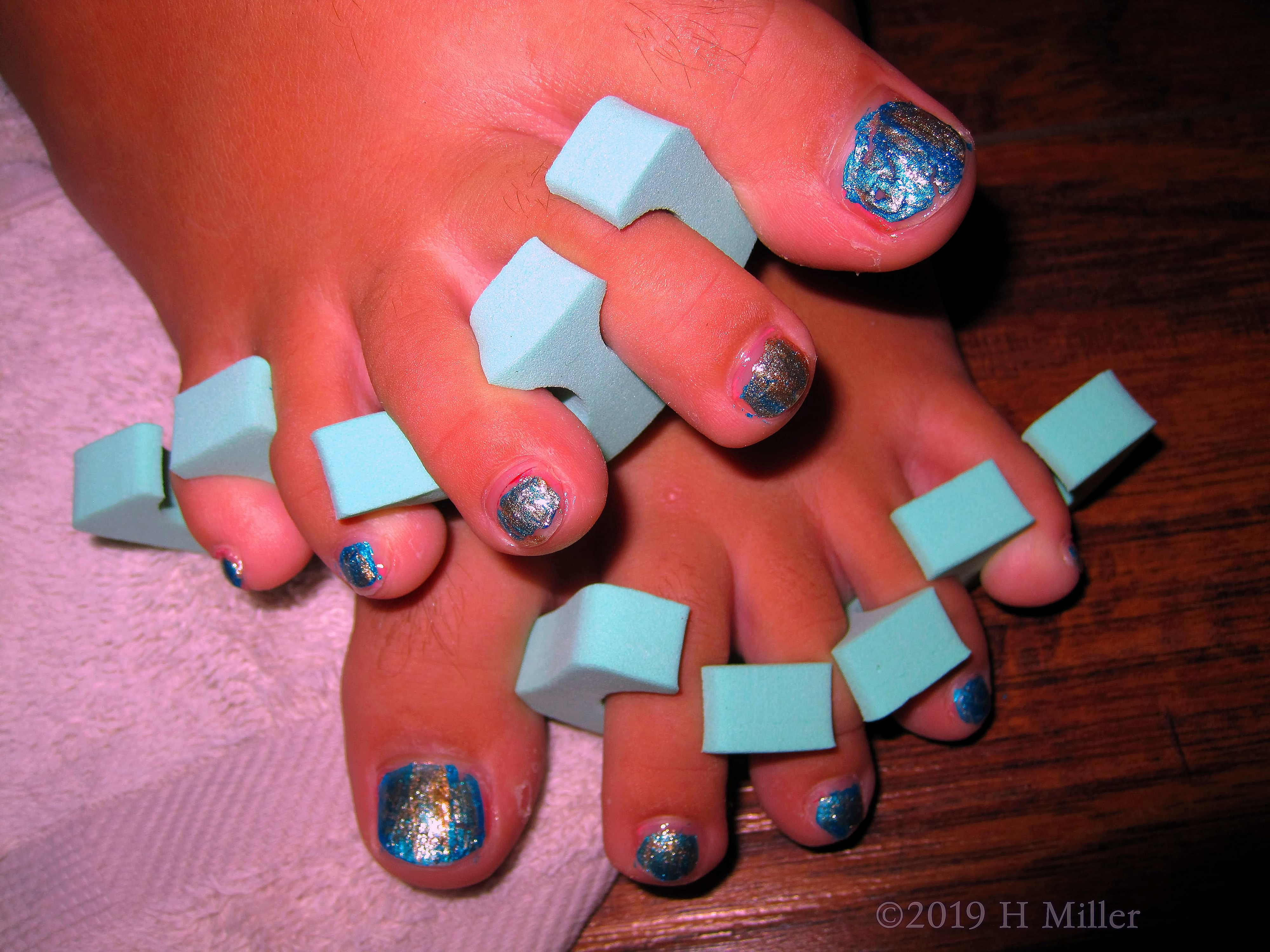 Blue And Gold Mini Pedi Design Blue And Gold Mini Pedi Design