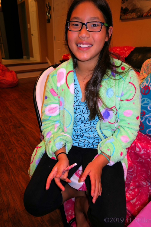 Ready For Her Mini Mani Makeover Ready For Her Mini Mani Makeover