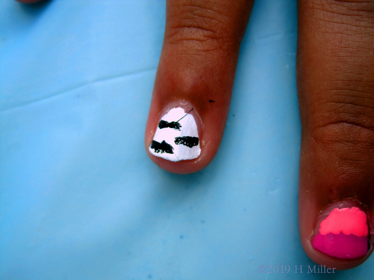 Black And White Designed Accent Nail 