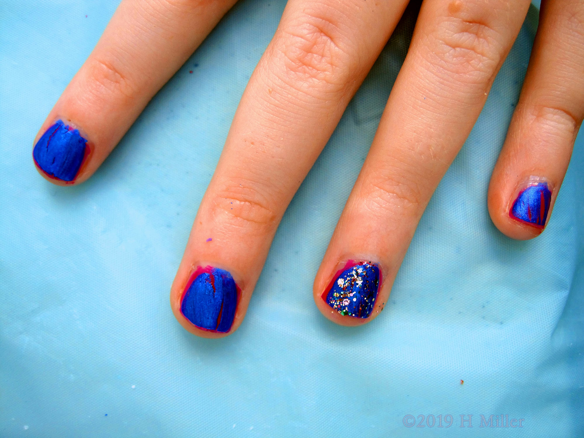 Royal Blue Nail Art Base With Red Accents And Accent Nail Design 
