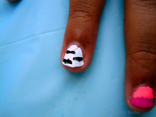Black And White Designed Accent Nail Black And White Designed Accent Nail