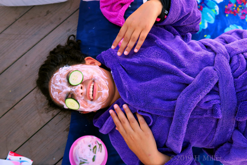 Cooling Cucumber Spa Facial Underway 