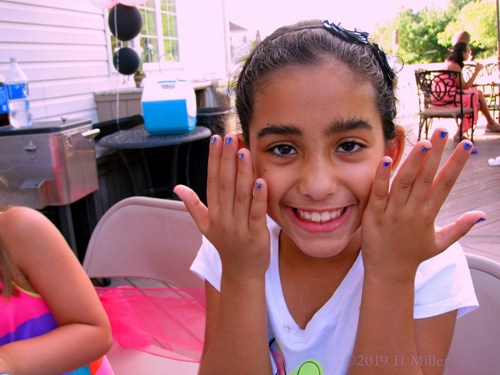 Loving Her Nail Art Design 