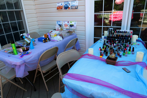 Nail And Hair Station All Decked Out At The Spa For Kids! 