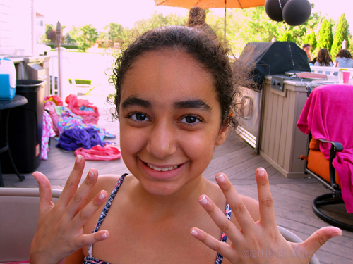 Nail Art Design Kids Manicure Completed. Nail Art Design Kids Manicure Completed.