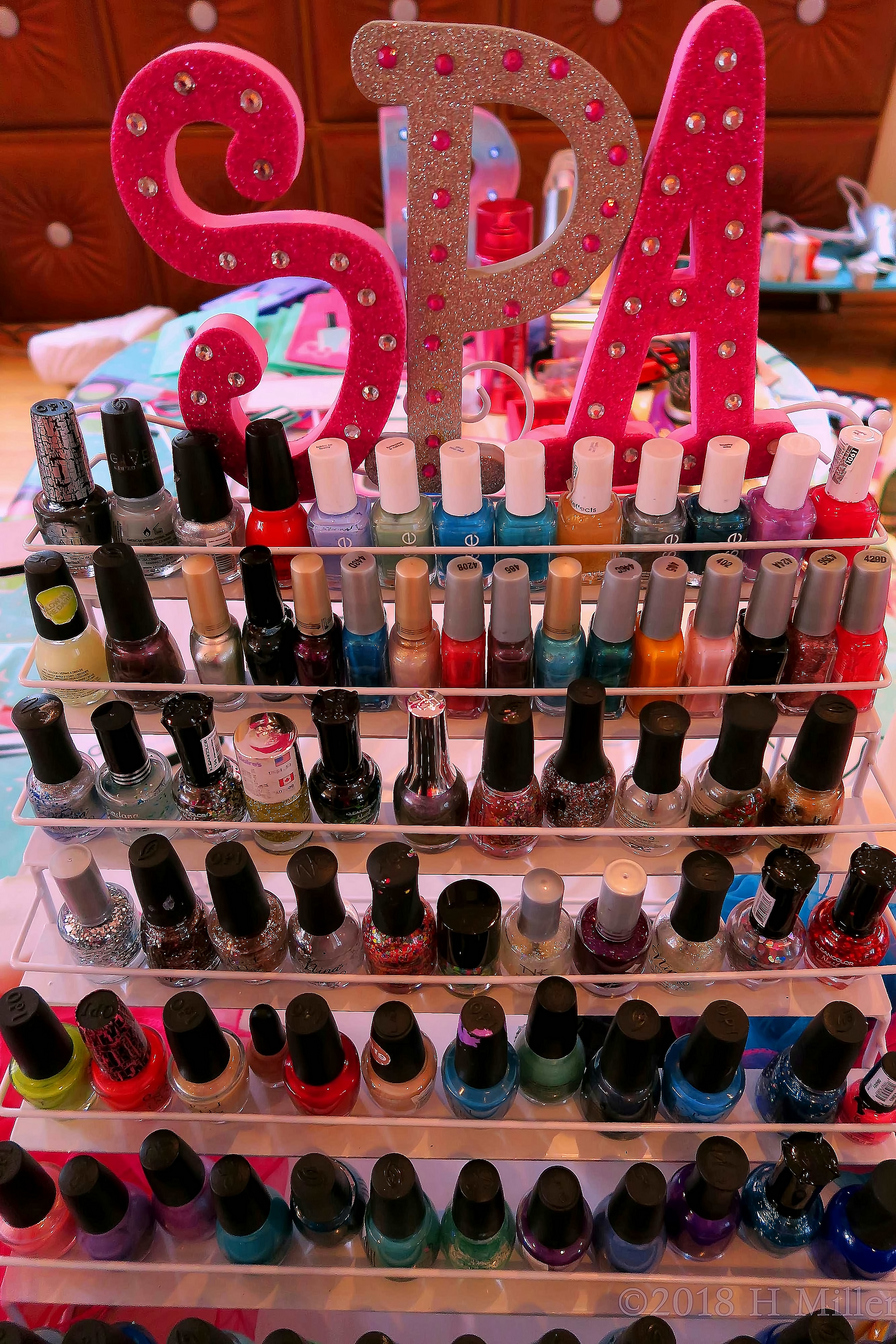 Ranging From Ultra Shiny To Matte, There's Everything For Kids Mini Manis. Ranging From Ultra Shiny To Matte, There's Everything For Kids Mini Manis.