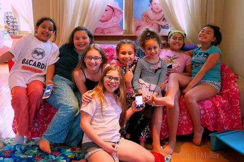 A Group Picture Of Rianna And Her Friends At Her Birthday Bash! A Group Picture Of Rianna And Her Friends At Her Birthday Bash!