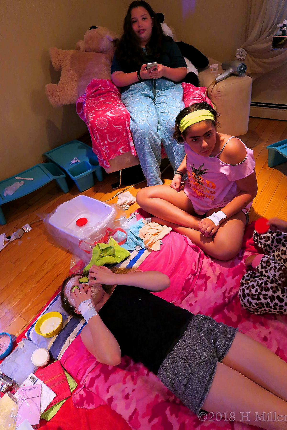 Facial For Girls Activity In Progress, While Another Two Girls Hang Out And Wait For Their Turn!