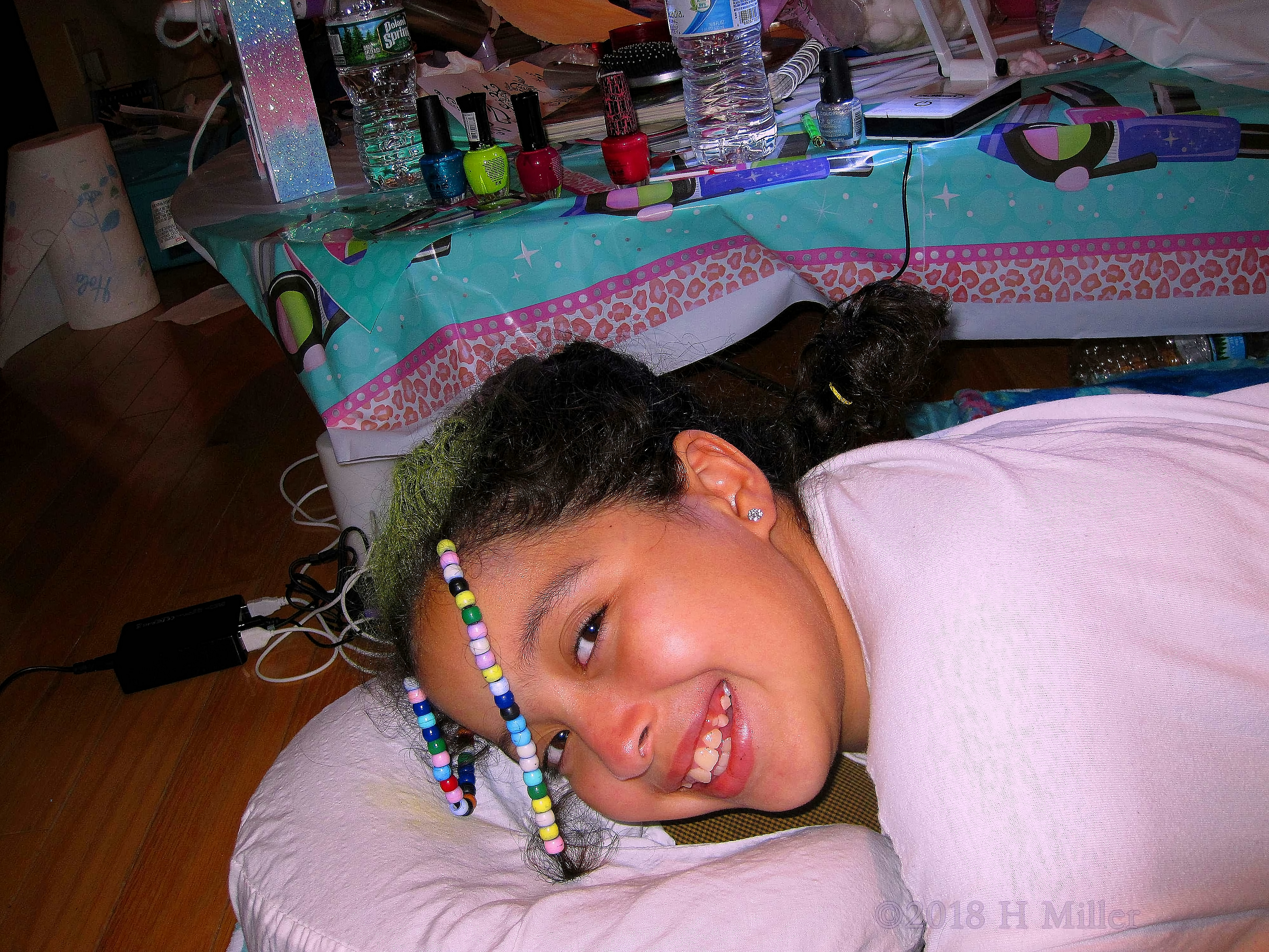 After A Cool Girls Hairstyle, It's Time For A Relaxing Kids Massage! 4 After A Cool Girls Hairstyle, It's Time For A Relaxing Kids Massage! 4