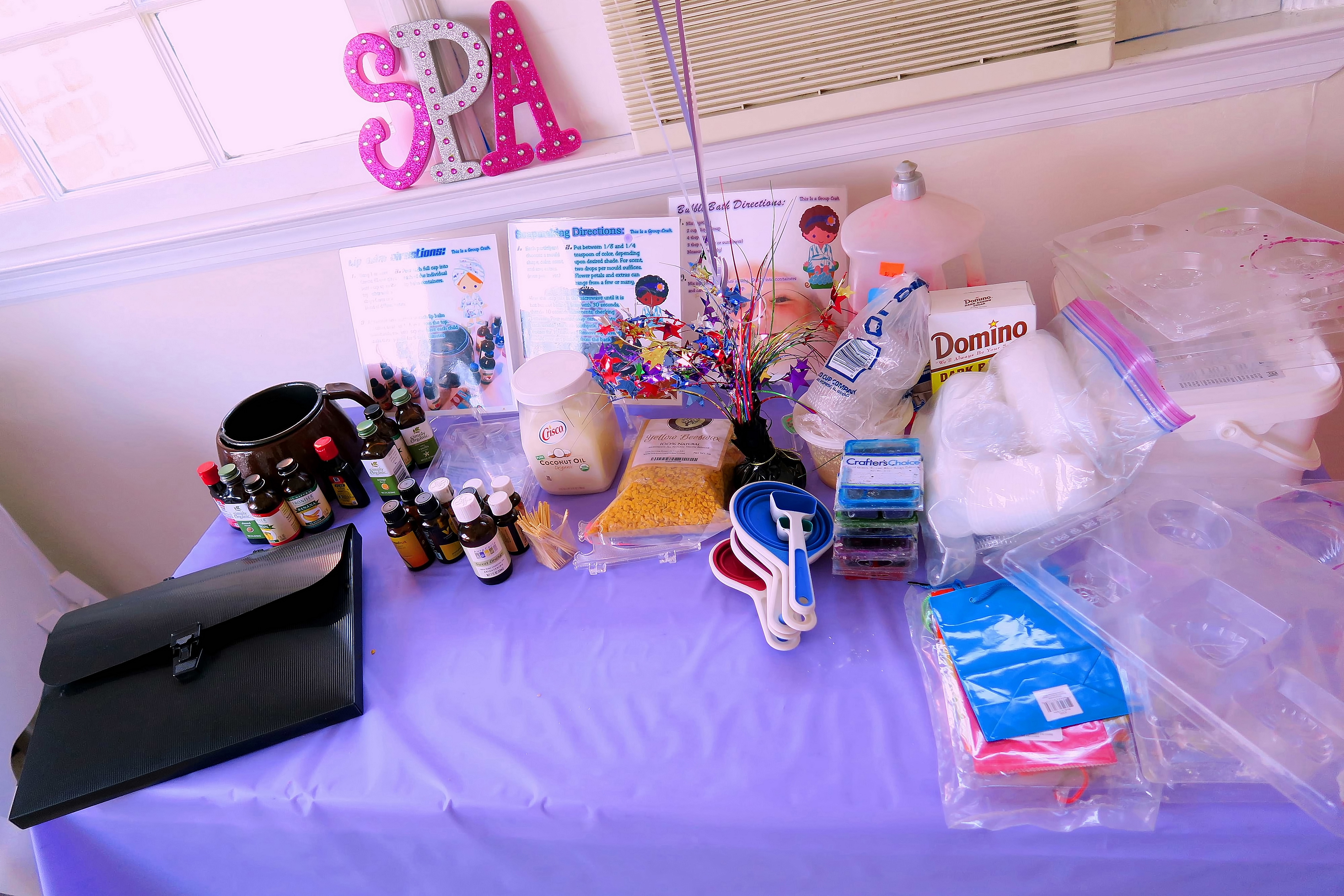 Crafts Area! Crafts Area!